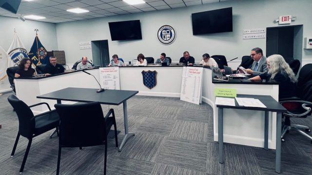 Tiverton Town Council Expands Surveillance Amid Public Concerns