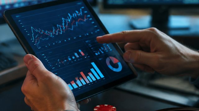 Analyzing E-Commerce Giants: SHOP and WIX's Current Market Position